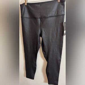 NWT 90 Degree By Reflex Shiny Black Leggings